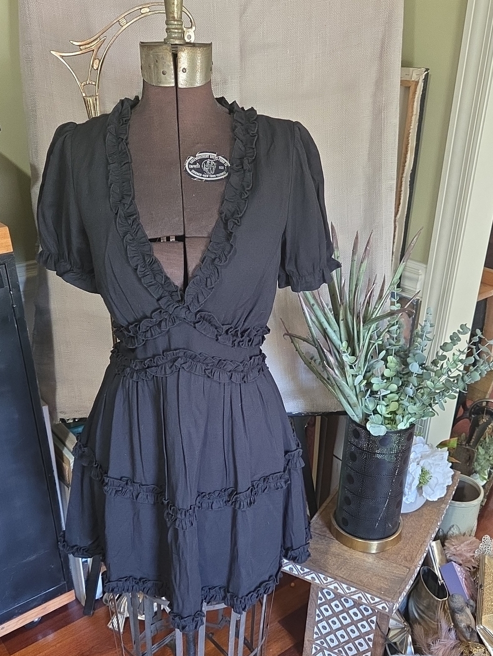 Flurty Low Cut Black Short Puff Sleeve Ruffle Mini Dress M